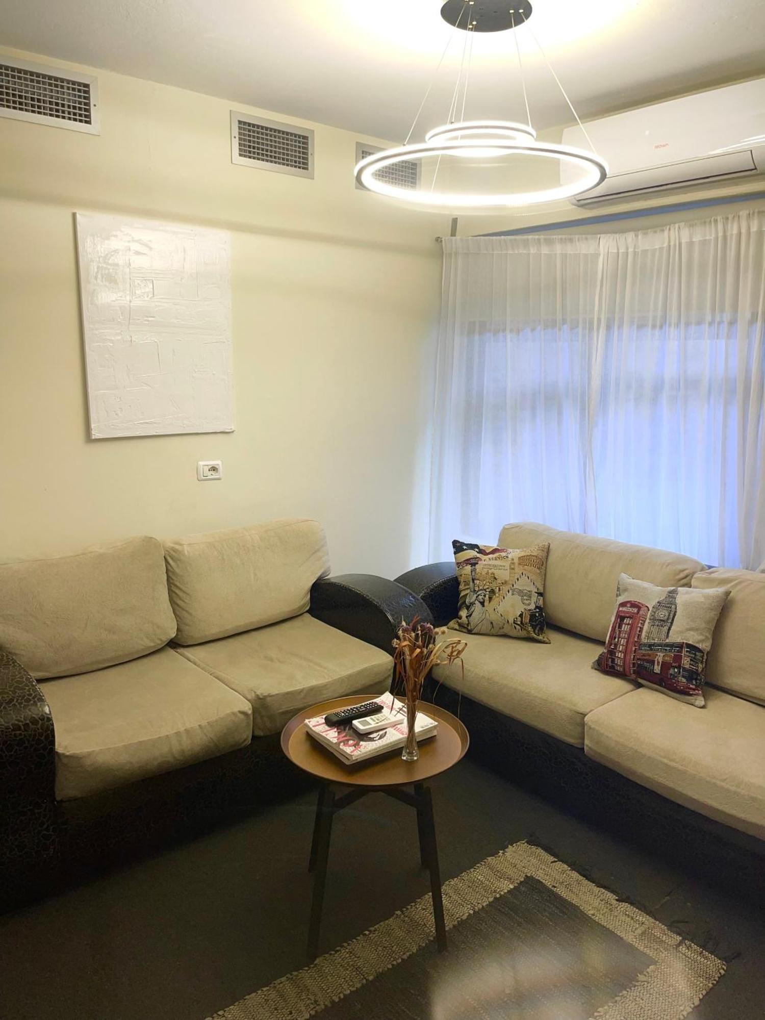 Citynest Apartments, 3-Minute Walk From The Skanderbeg Square Tirana Buitenkant foto